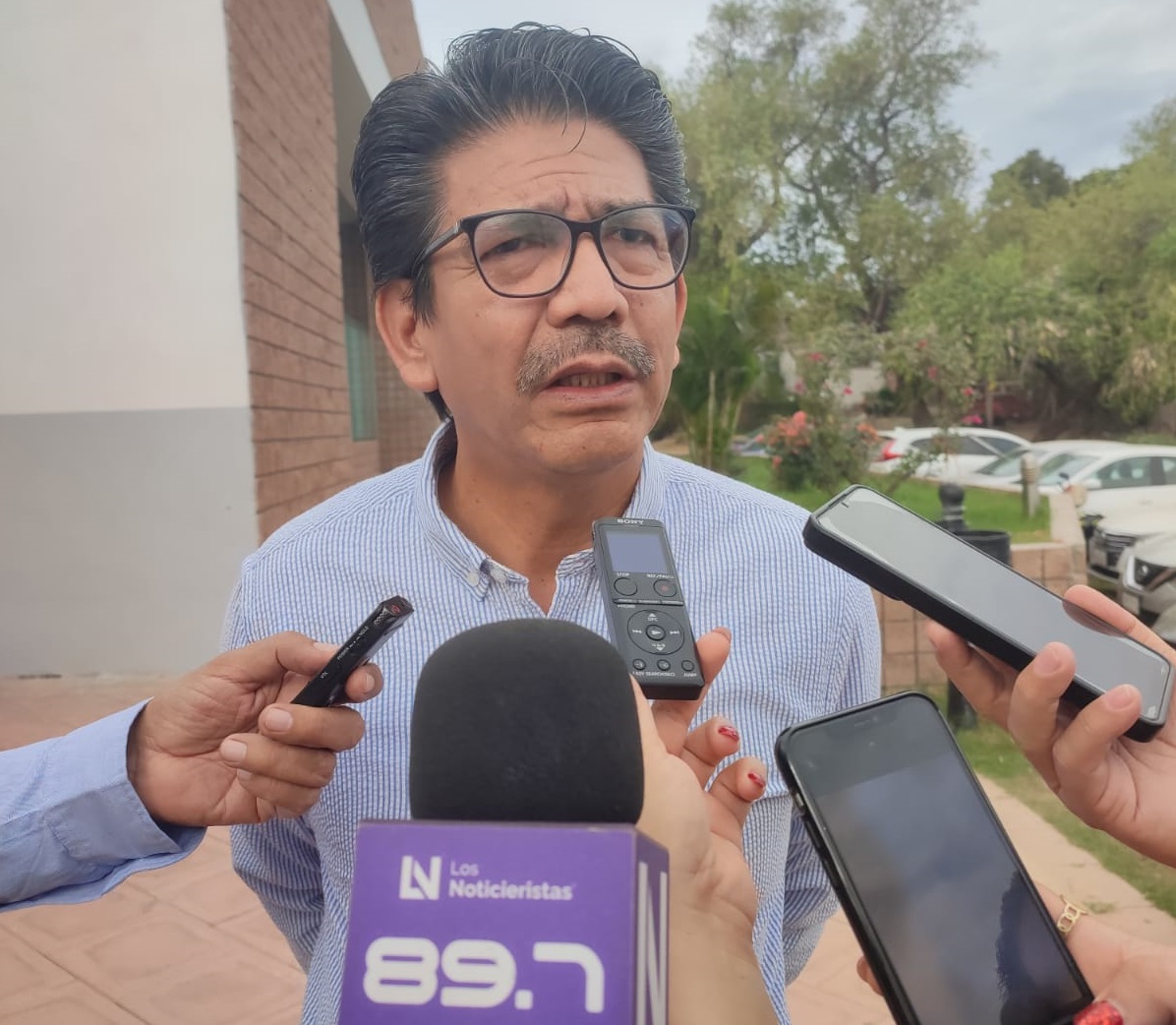 Ya han hablado familiares; piden información sobre los 11 guasavenses que viajaban en el 502
