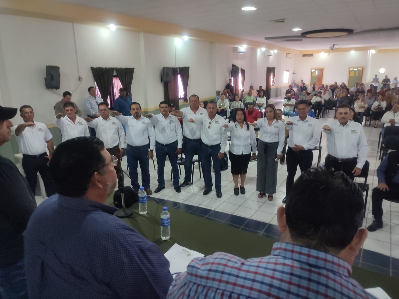 Alianza de Camiones de Mazatlán renueva su mesa directiva; Efrén Landell Osuna será presidente
