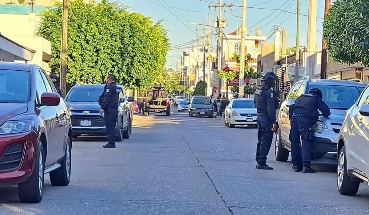 Frente a su esposa, grupo armado ejecuta a balazos a un hombre en la colonia Guadalupe, en Culiacán