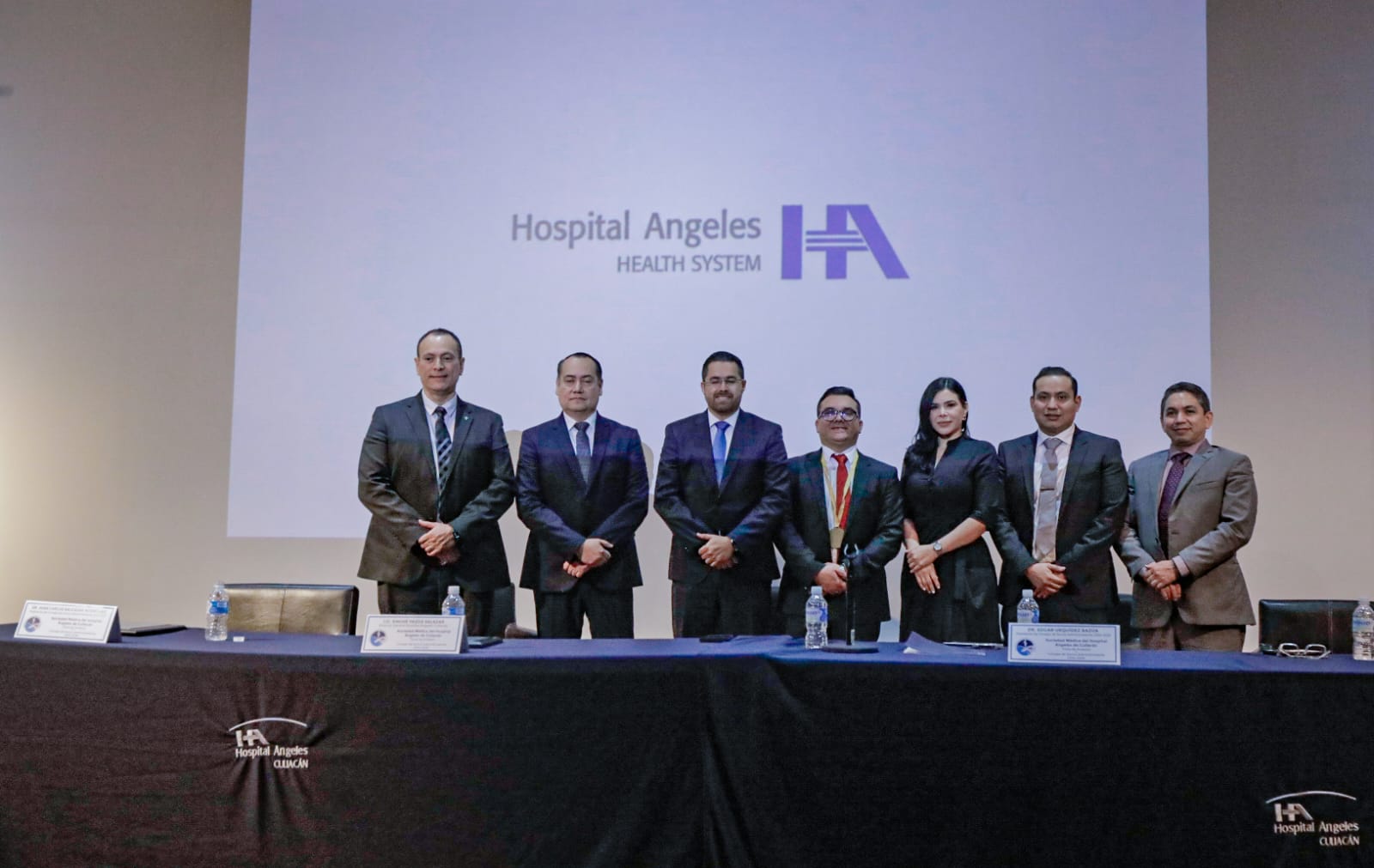 Toma protesta nuevo Comité Directivo del Hospital Ángeles 2024-2026