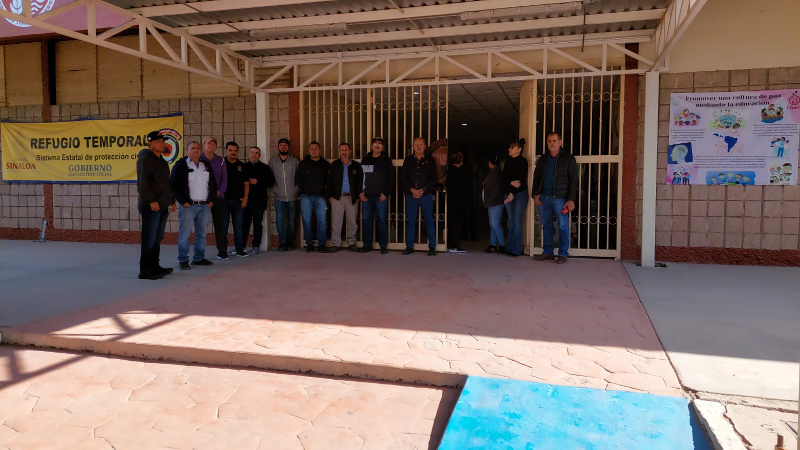 En Guamúchil, docentes y administrativos se manifiestan de forma pacífica en las instalaciones de la UAdeO