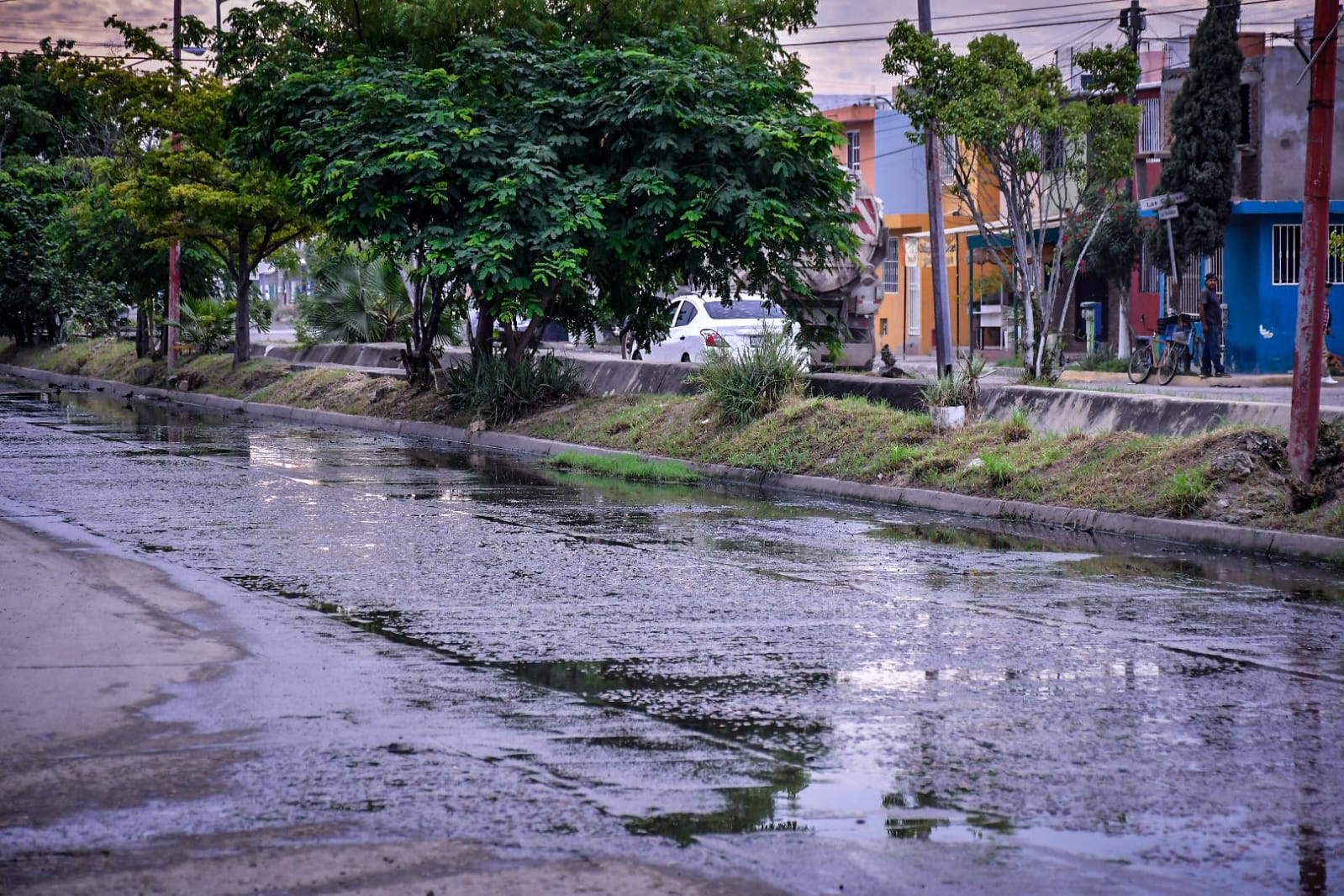 Alarcón y Jabalíes deben atenderse con urgencia para mejorar el drenaje de Mazatlán, afirma alcalde