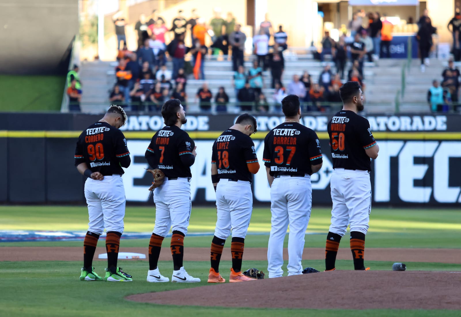Hermosillo blanquea a Mazatlán y se coloca a medio camino del campeonato