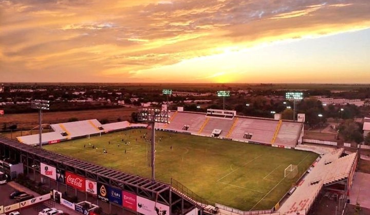 Futbolistas ahomenses piden utilizar estadio Centenario