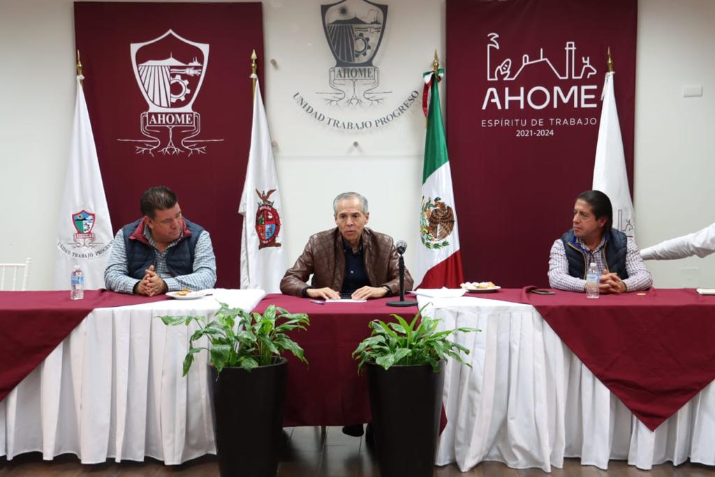 Pondrán orden en la venta de flor en Ahome, autoridad y comerciantes acuerdan operativos permanentes