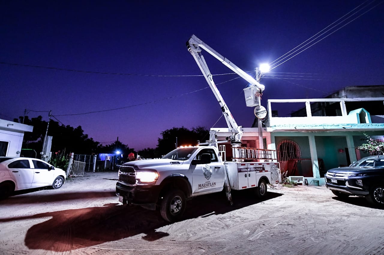 Mazatlán pretende ahorrar hasta el 70 por ciento en energía eléctrica con las nuevas lámparas LED