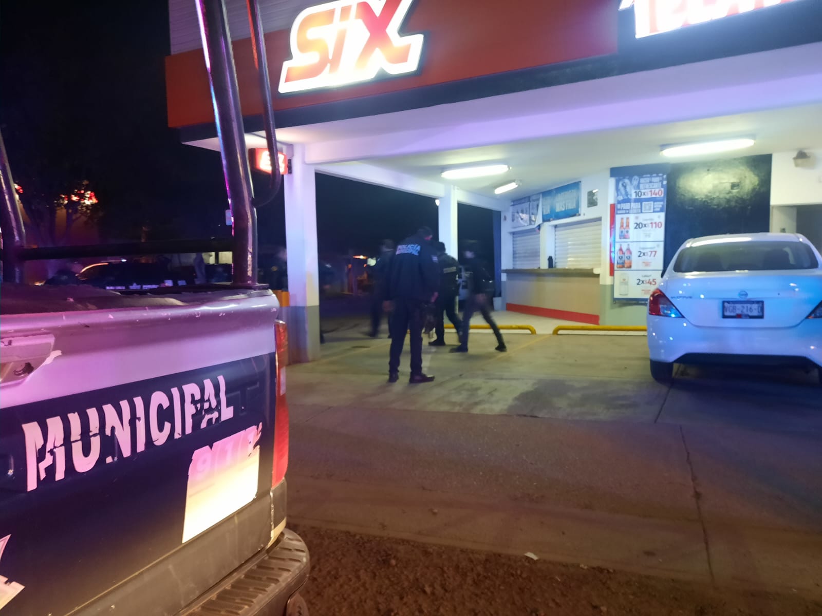Pese a los gritos de auxilio de su madre, “levantan” a joven en expendio de cerveza de Culiacán