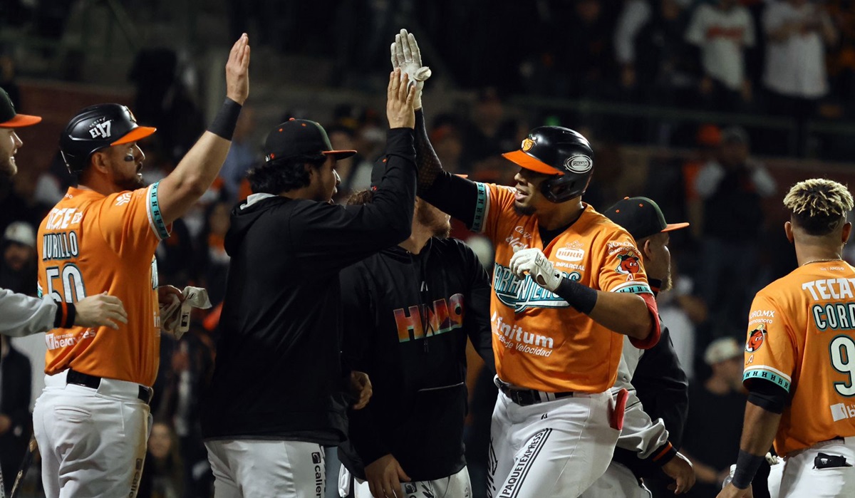 Naranjeros explota su ofensiva y toman ventaja en la final de la Liga Mexicana del Pacífico