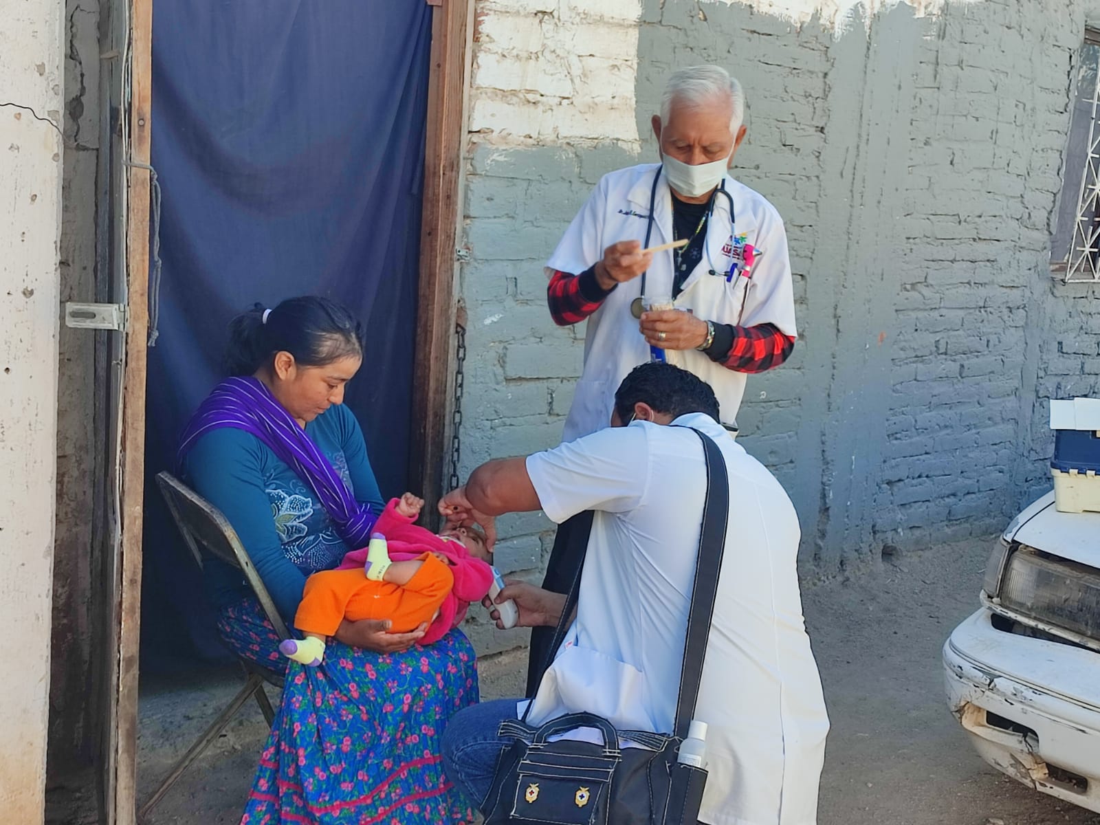 ¡Se actuó a tiempo! Reportan estables a bebés de jornaleros hospitalizados por neumonía en Guasave