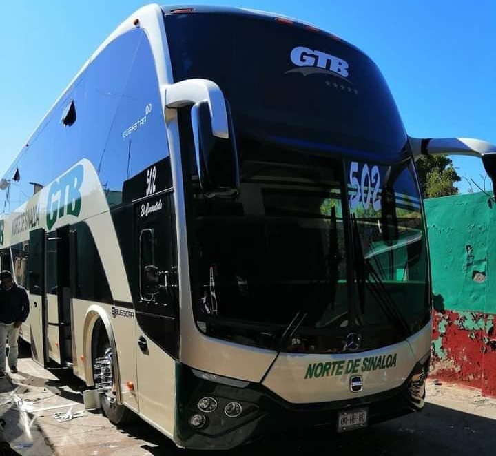 Estos son algunos de los sobrevivientes, con lesiones menores, del camión 502 accidentado en Elota: PC