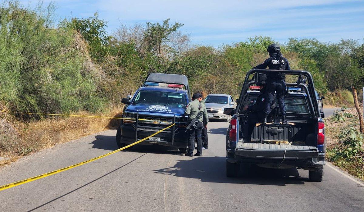 Envuelto en plástico negro localizan un cuerpo, al oriente de Culiacán