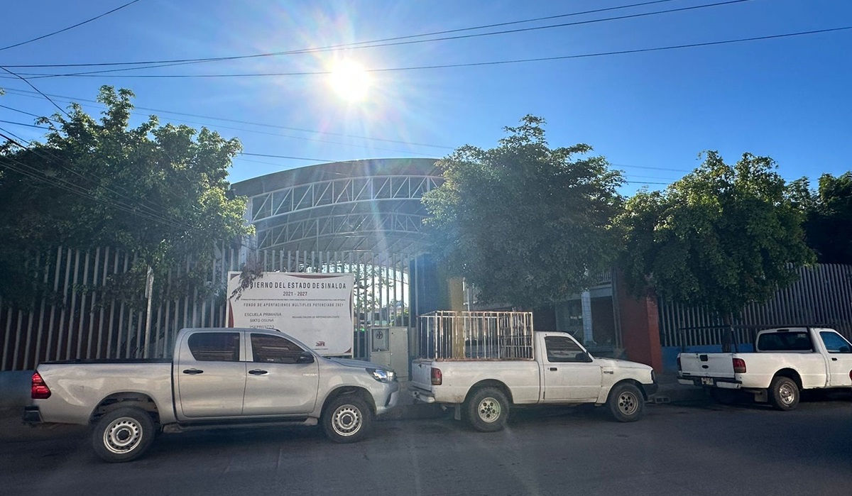 Estrenan escuela en Villa Unión, pero les cae cuenta de casi 200 mil pesos de luz