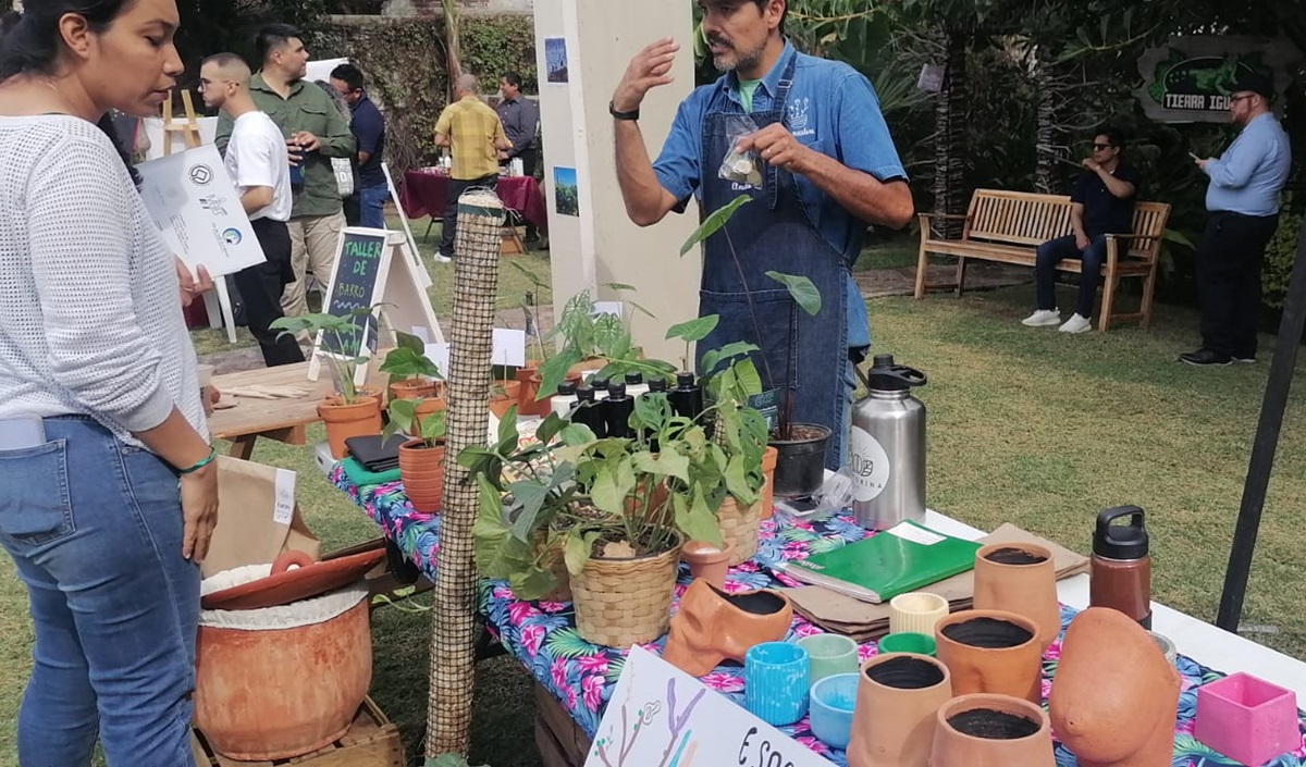 Realizan segundo Encuentro de Biología Observando Ciencia en el Observatorio 1873, en Mazatlán