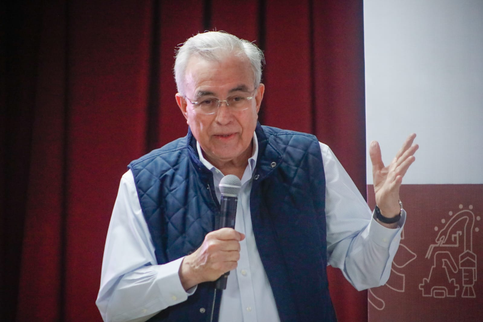 Rocha prestará 110 mdp a la UAS para pago de segunda quincena de enero