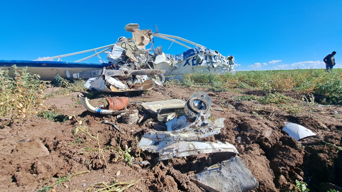 Gerardo fumigaba una siembra de garbanzo cuando el motor de la avioneta se le apagó
