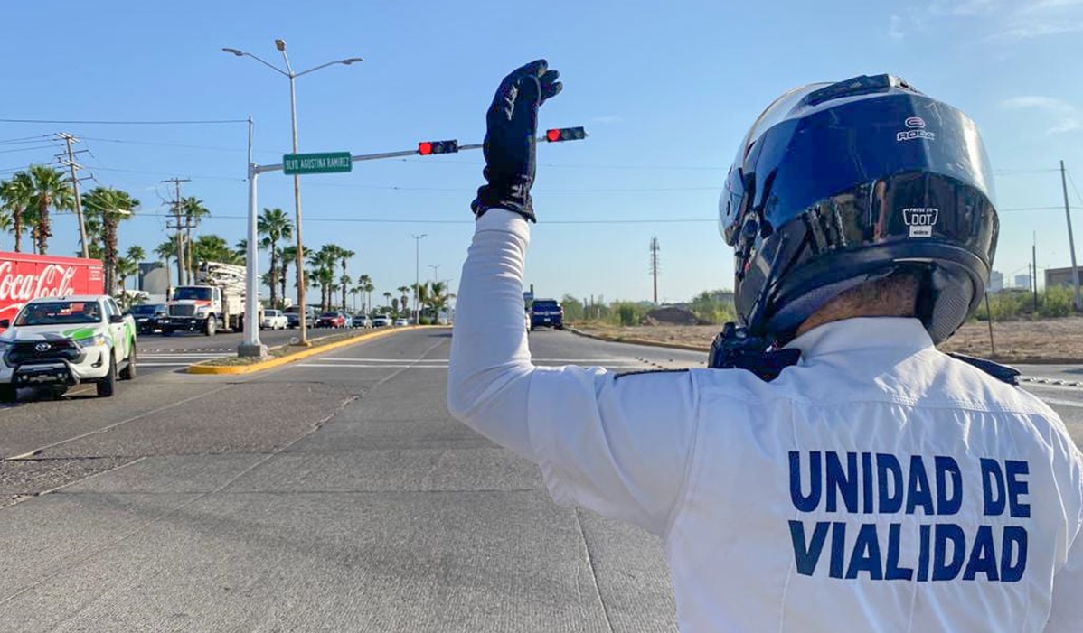 Golpean al “Pato Heredia” elemento de Vialidad de Ahome; detienen al agresor