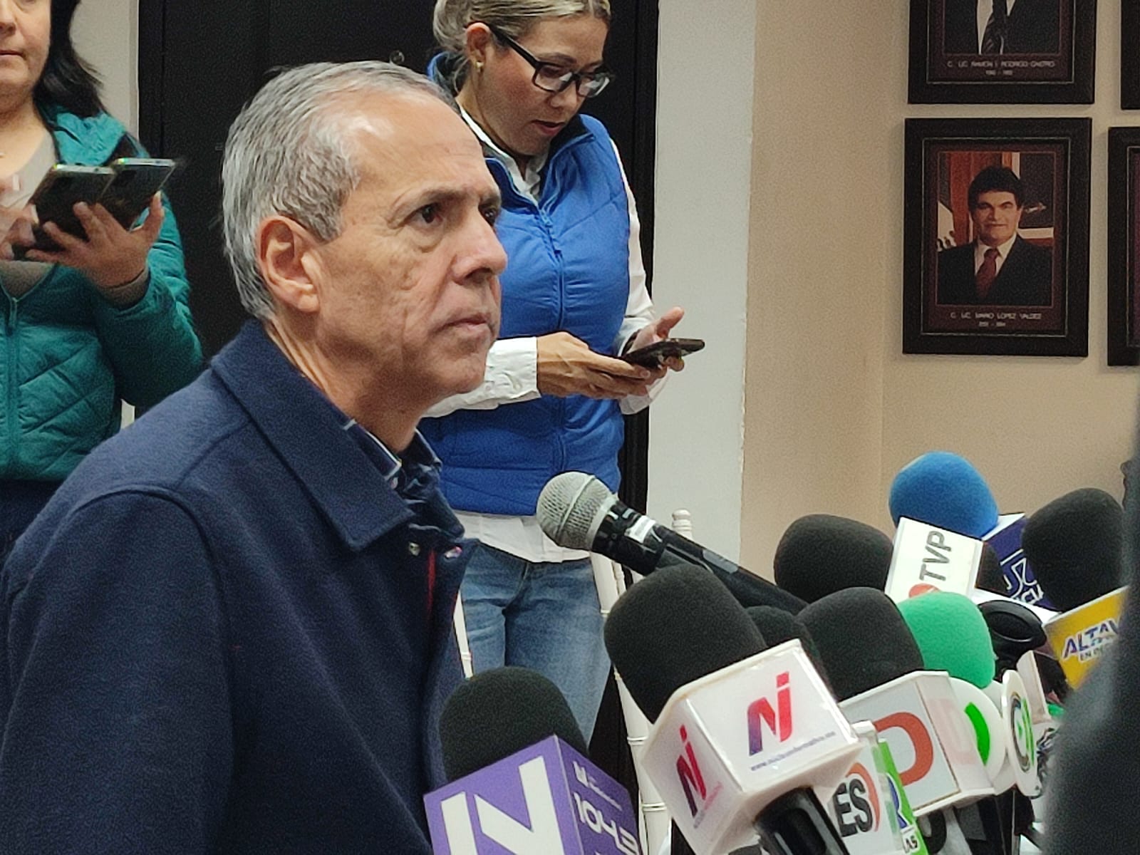 Deja Vargas Landeros en manos de su jefe político en Sinaloa junto con Cabildo, para ver a quién eligen como alcalde sustituto