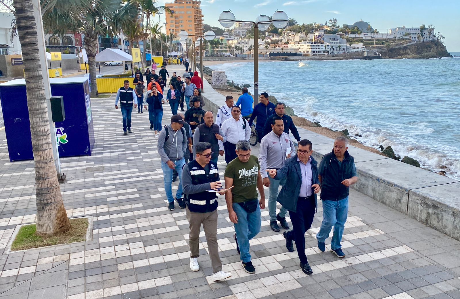 Autoridades inspeccionan Olas Altas previo al inicio del Carnaval Internacional de Mazatlán 2024