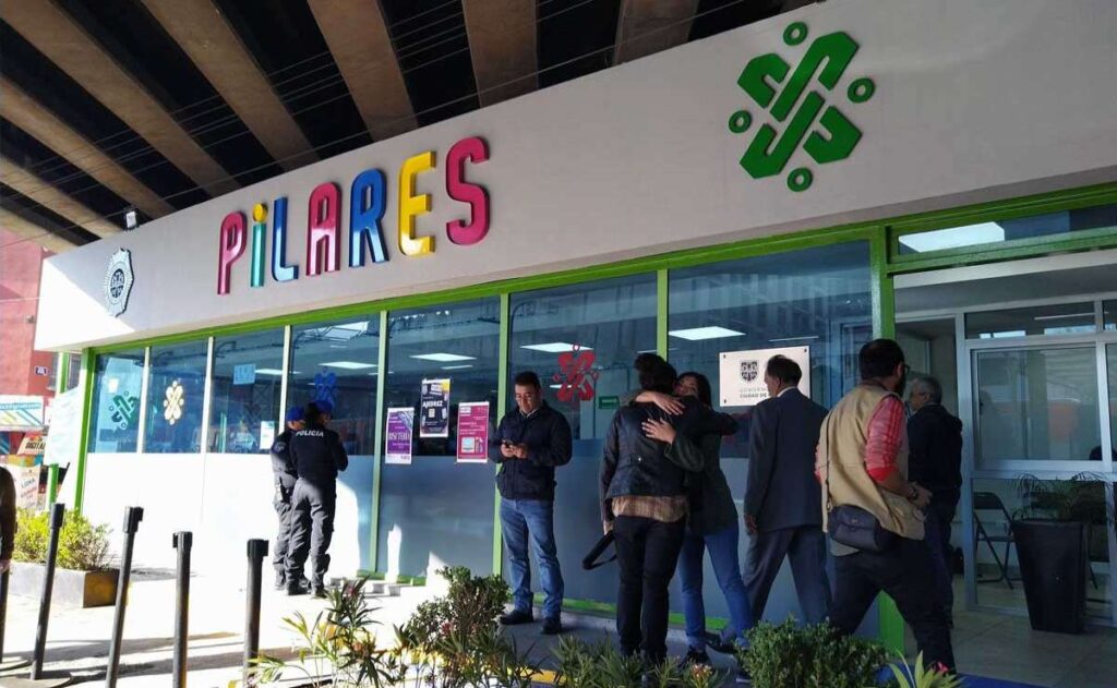 ¡Atención mujeres de 30 años! Así pueden solicitar los 14 mil 400 pesos de la Beca PILARES 2024