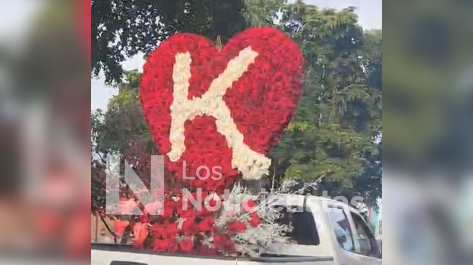 (VIDEO) ¿Quién se llama con “K”? Captan ramo de rosas, ¡carísimo! este San Valentín en Culiacán