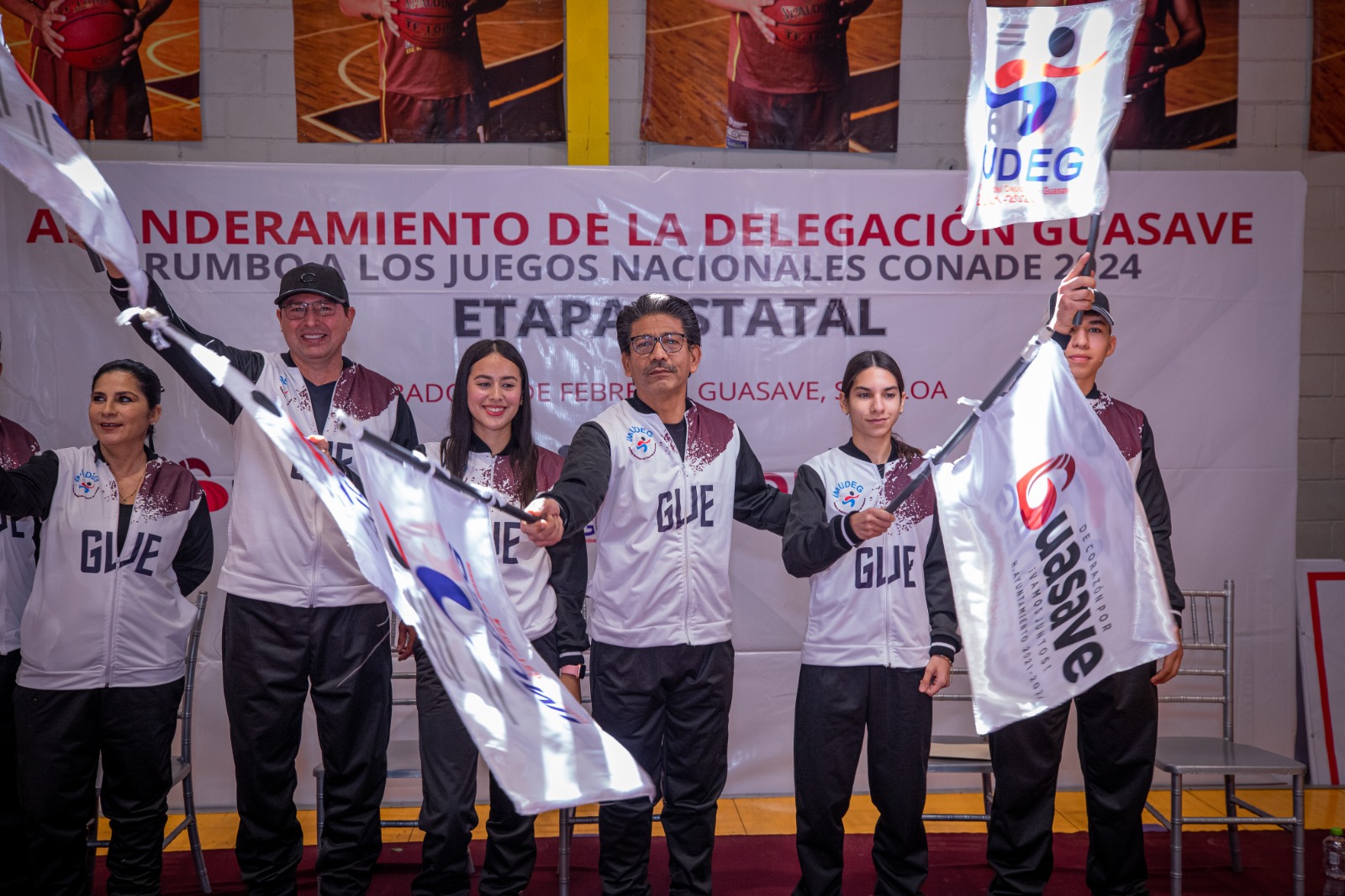Ayuntamiento invierte 100 mdp en el deporte en tres años; abanderan a Delegación Guasave para Juegos Conade