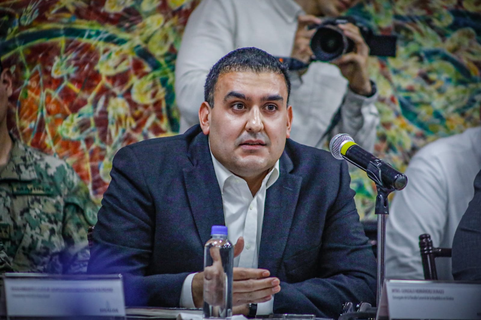 Retenes en carreteras son legales, se hacen actos de investigación, no daños al paisano: FGR