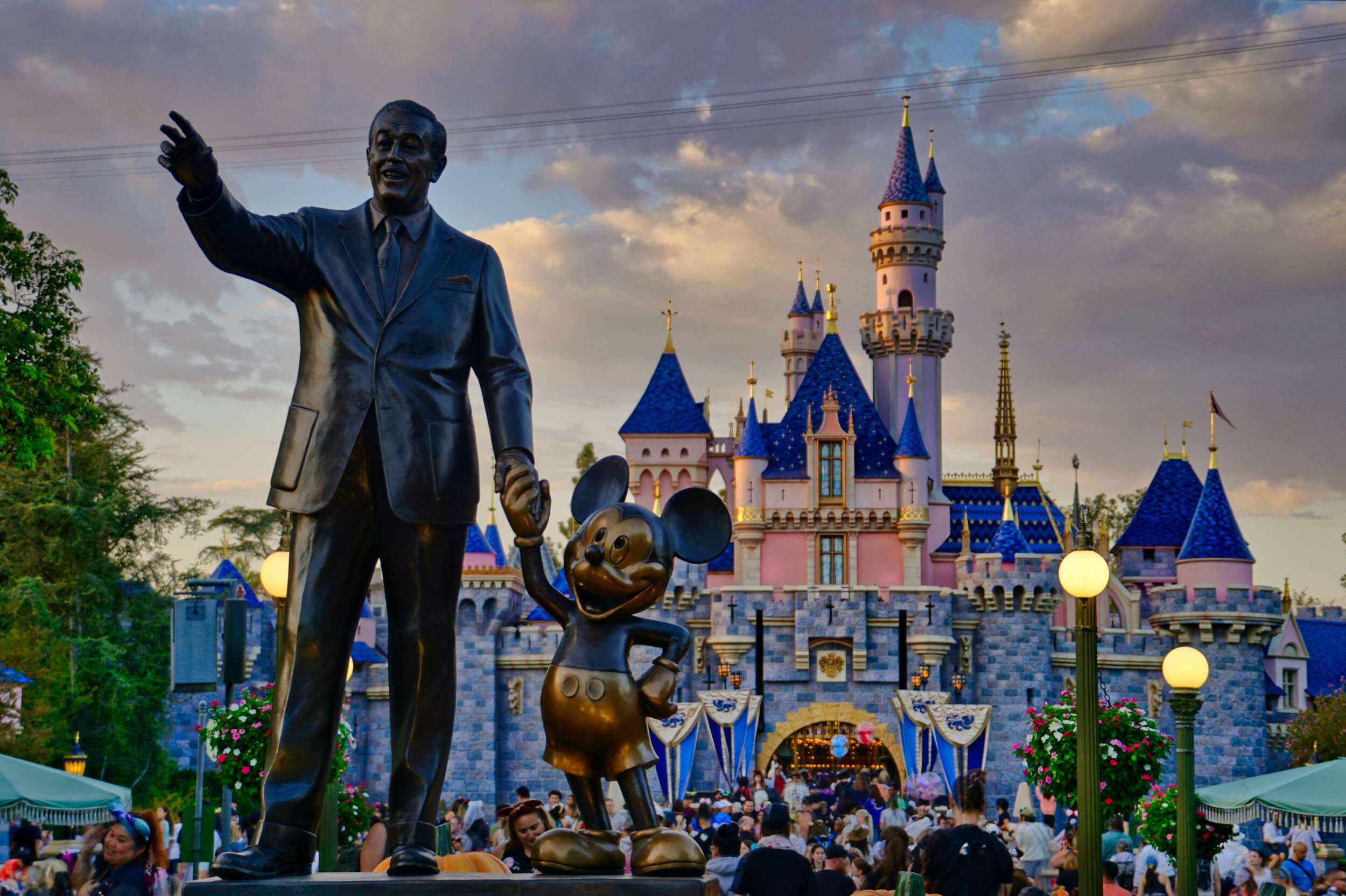 ¡No digas que vas a Disney porque podrían negarte la visa americana! Esta es la razón