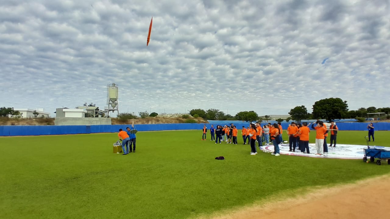 ¡Lo lograron! Estudiantes del Colegio Sam en colaboración con la NASA lanzan el SAM CUBE SAT I a la estratósfera