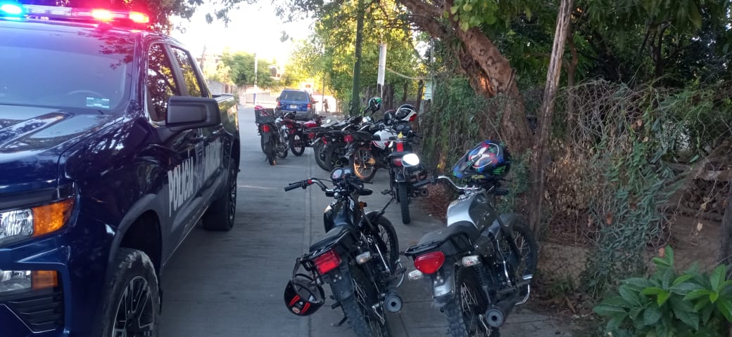 Exhortan a menores de edad de Badiraguato a no conducir autos o motos; buscan prevenir accidentes