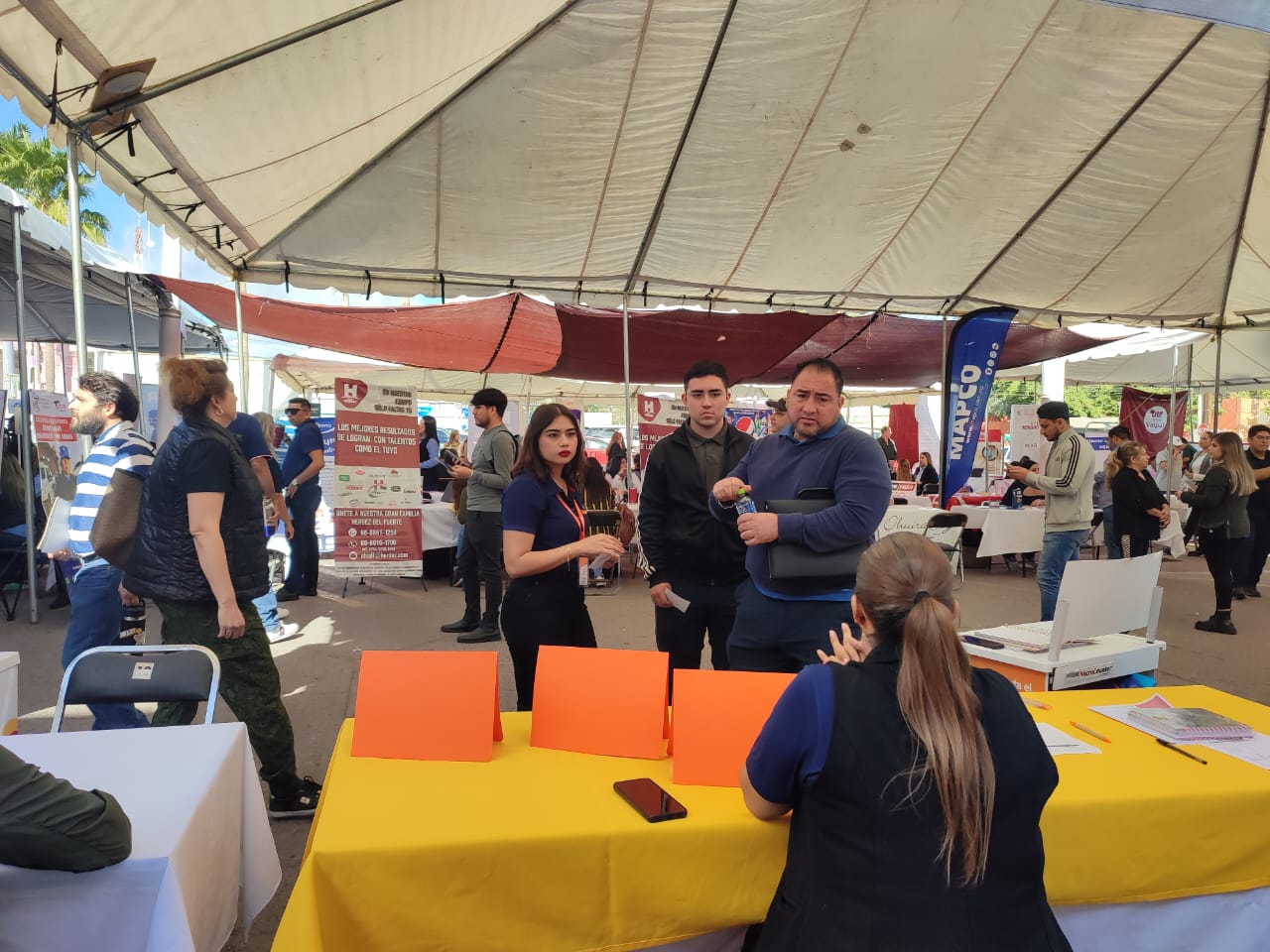 Ofertan 800 vacantes durante la Feria del Empleo para el Bienestar en Ahome