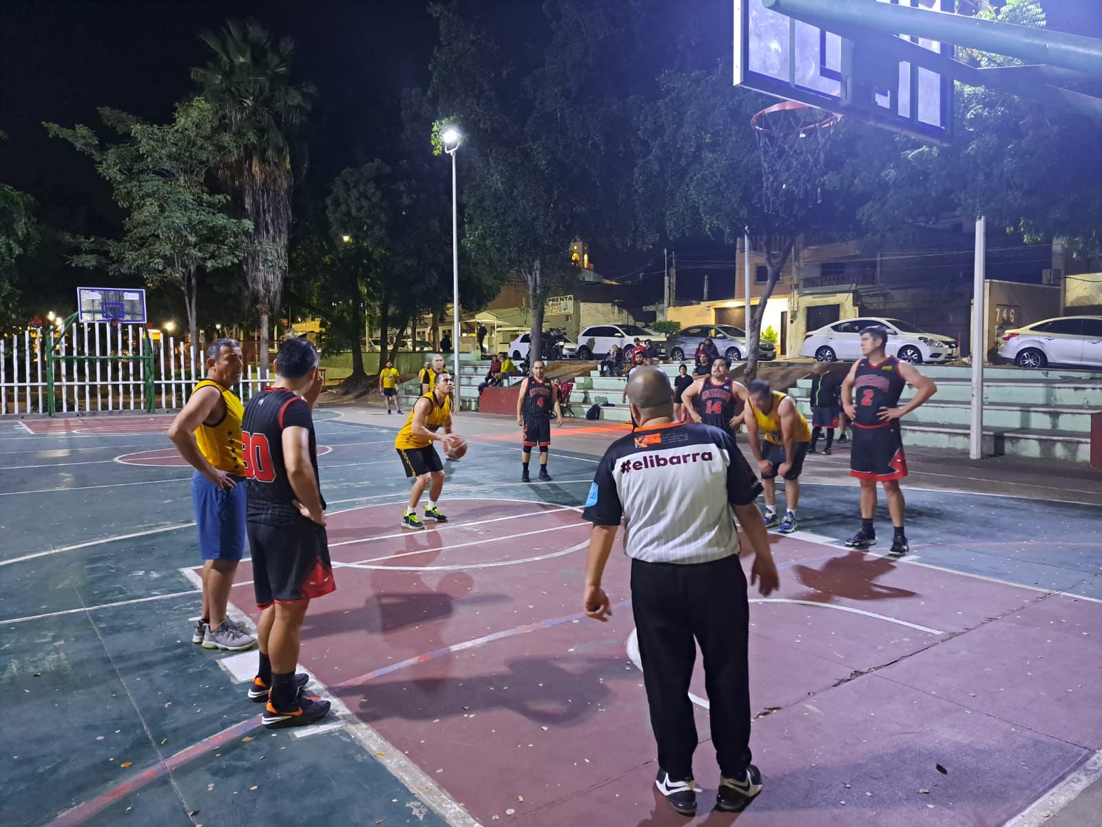 Finaliza la primera vuelta en la Liga Oficial de Baloncesto de Veteranos en Culiacán
