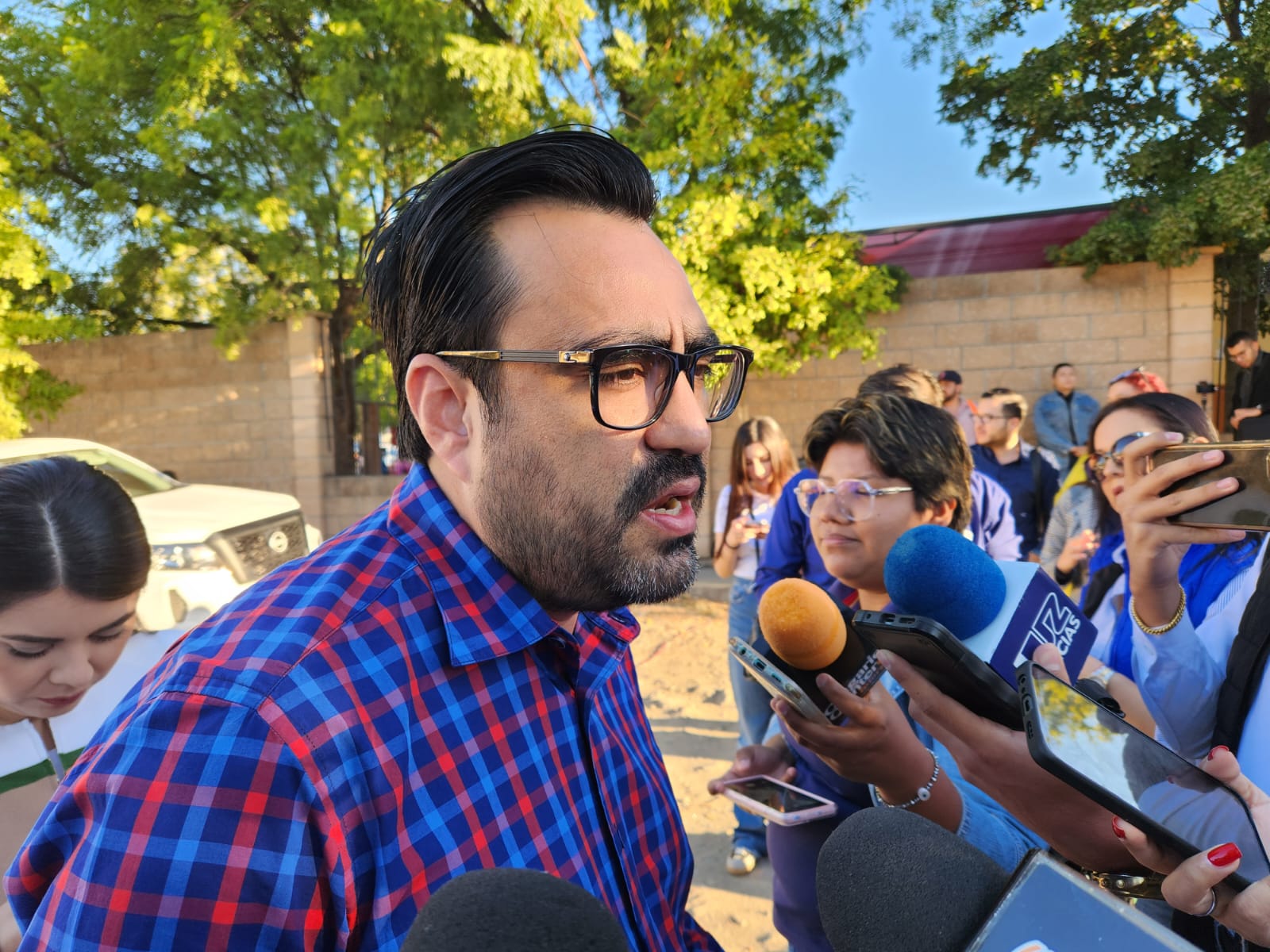 Gámez Mendívil solicitará licencia; aun si no está definida su candidatura el 3 de marzo