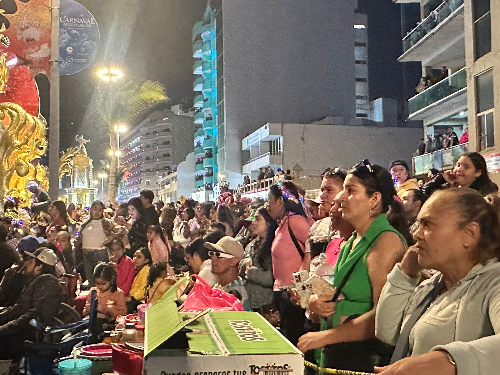 Supera expectativa primer desfile del Carnaval de Mazatlán, asegura el alcalde Édgar González Zatarain