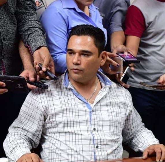 Marco Antonio López González se registra este jueves como aspirante a la alcaldía de Salvador Alvarado