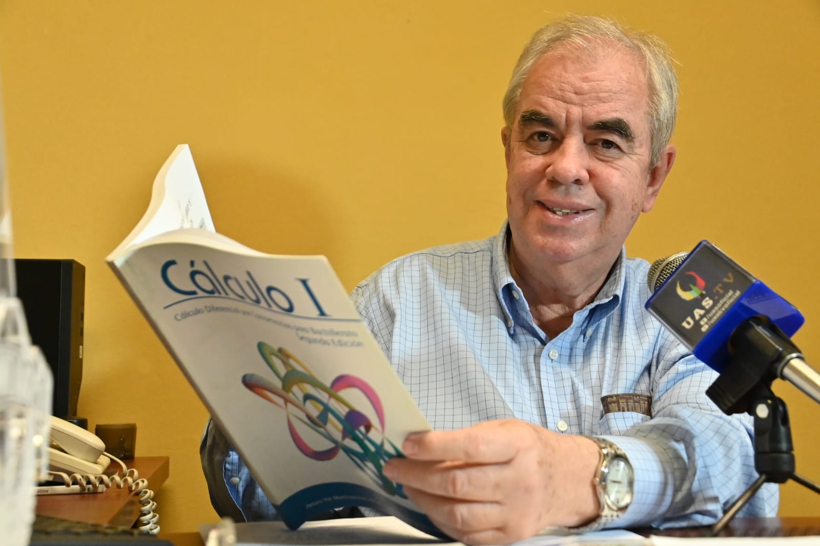 Cumple la UAS con entrega de 400 mil libros a sus estudiantes de bachillerato