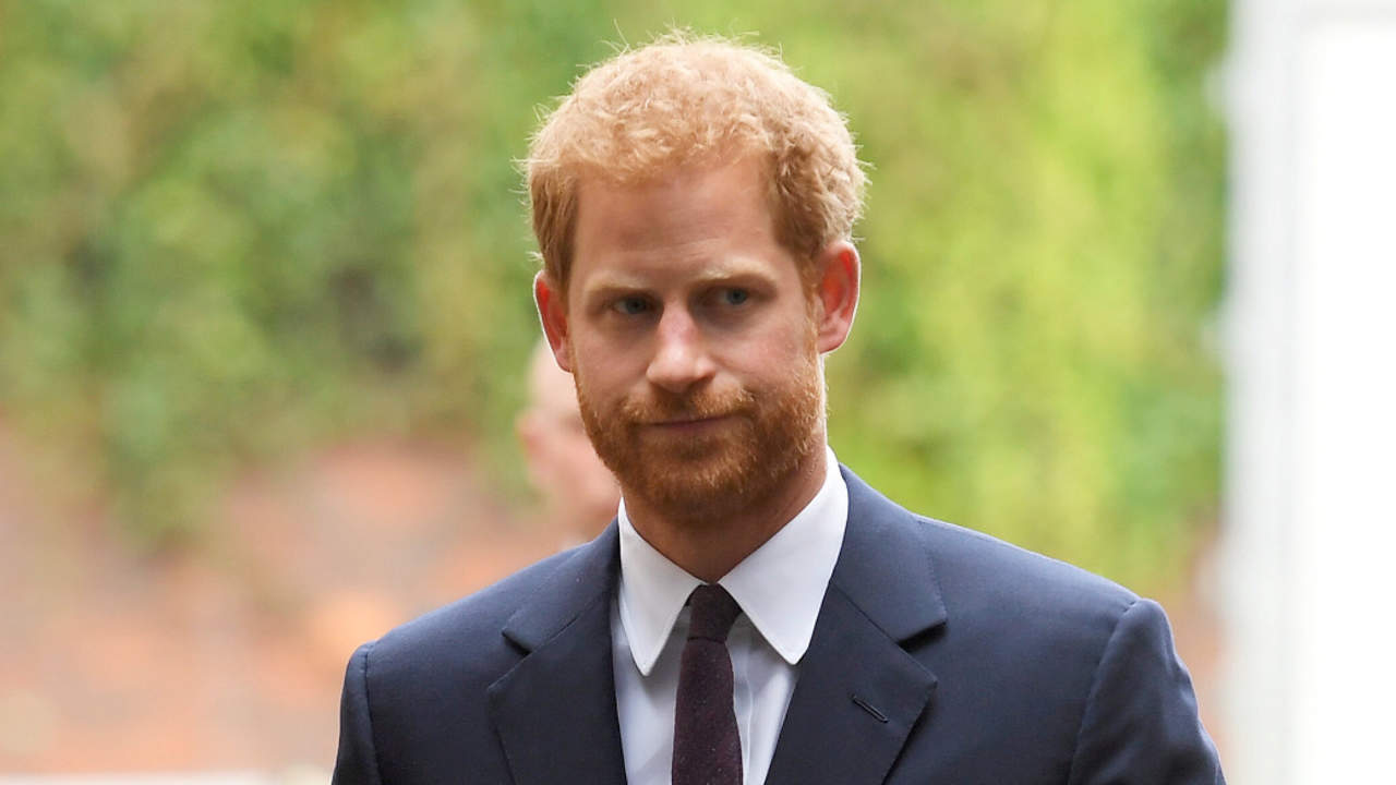 La familia es primero | El príncipe Harry acude a ver a su padre el rey Carlos que padece cáncer