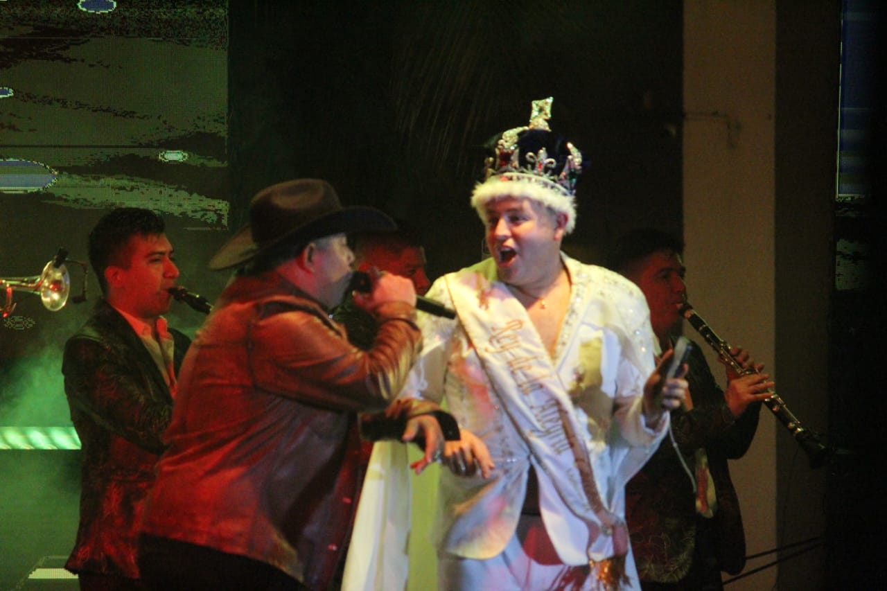 Vibra Olas Altas al ritmo de La Original Banda El Limón en el lunes del Carnaval de Mazatlán 2024