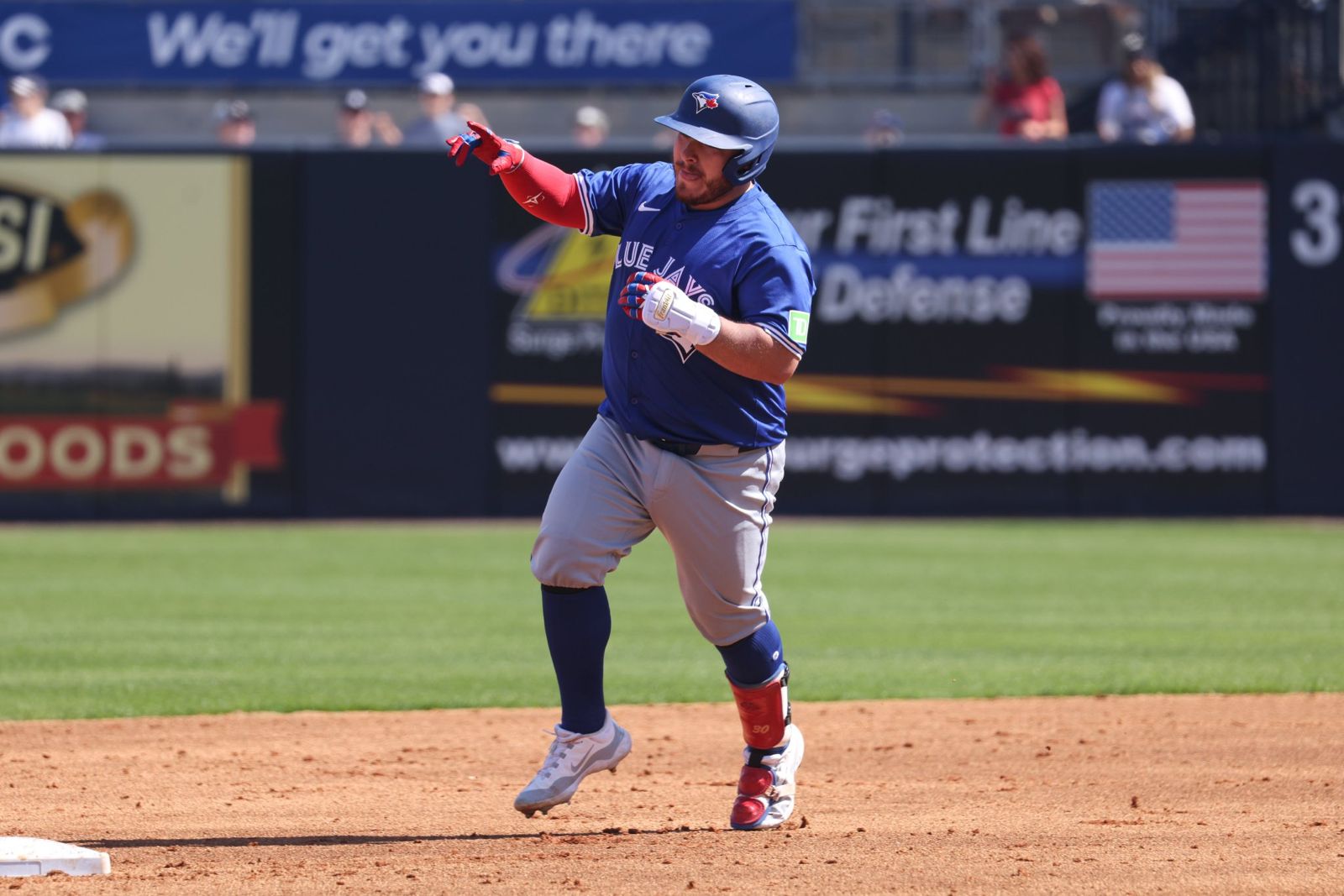 Alejandro Kirk encabeza actividad de mexicanos en Spring Training de Grandes Ligas
