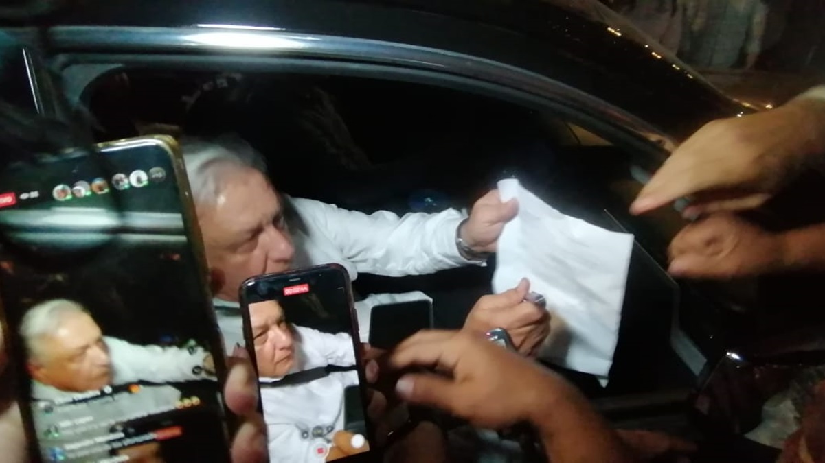 “Es un asunto de aquí, de Sinaloa, que resuelvan el asunto aquí”: AMLO a protesta de UAS