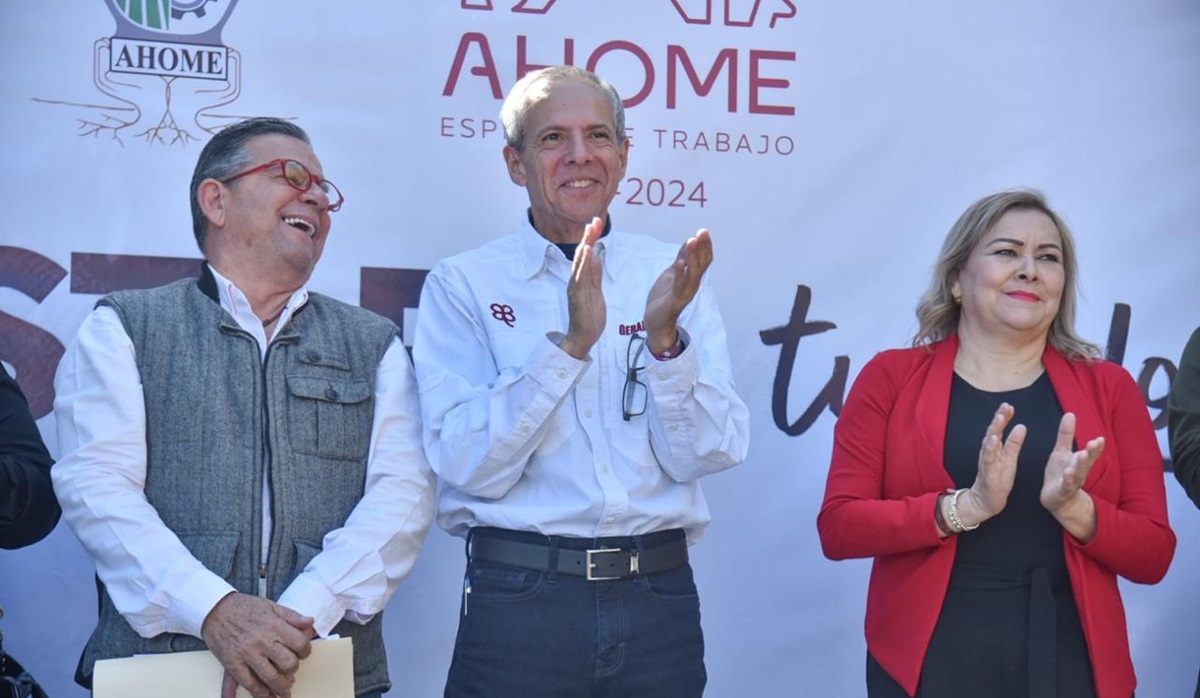 Lleva Vargas programa “Bienestar en Tu Colonia” a Praderas de Villa, en Los Mochis