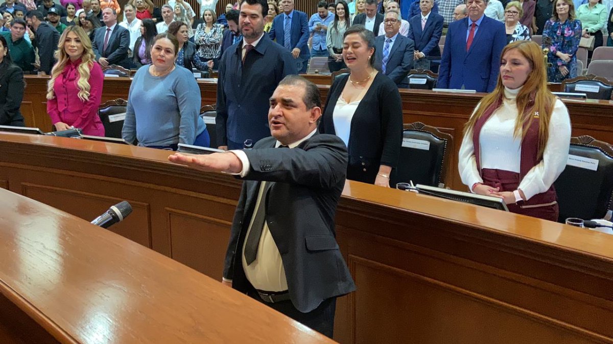 ¡Es oficial! César Mascareño Reyes rinde protesta como nuevo alcalde sustituto de Angostura