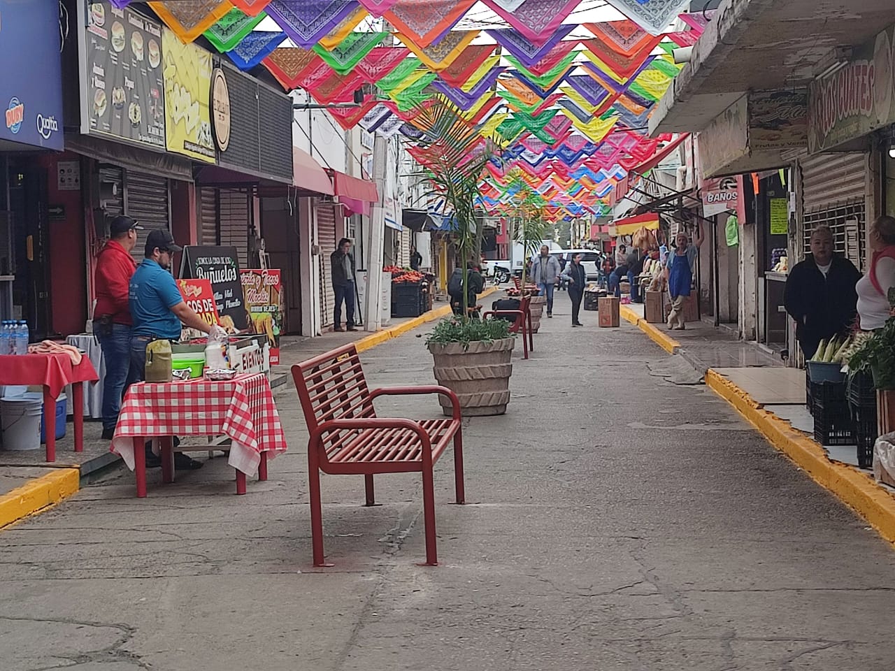 Llaman comerciantes a reforzar la vigilancia en el centro de Los Mochis ante incremento de asaltos