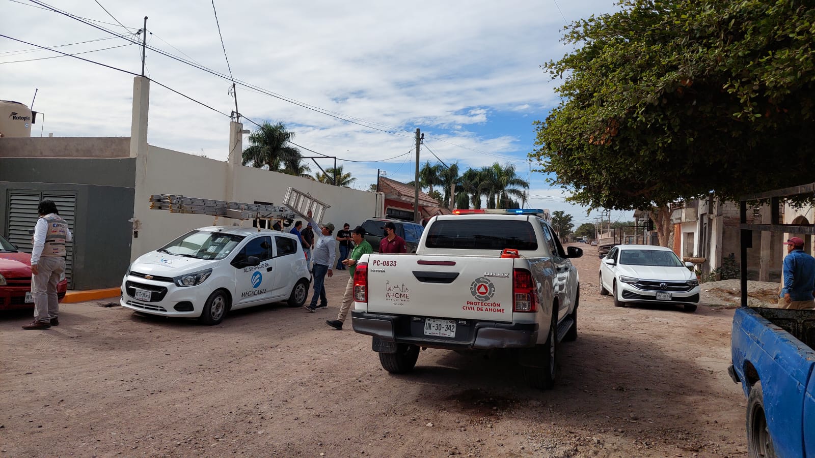 En Ahome, trabajador de una empresa de comunicaciones recibe descarga eléctrica