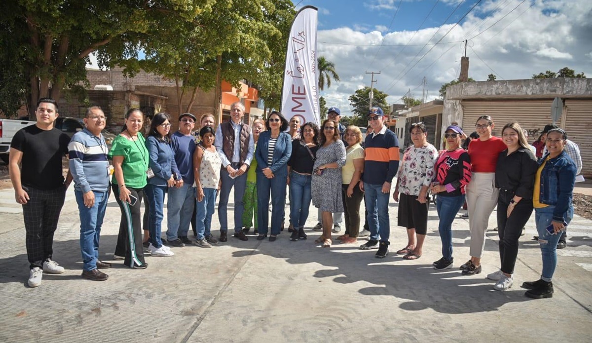 Se cumple el sueño de tener su barrio pavimentado, vecinos de la Álamos I y II reciben la visita del alcalde