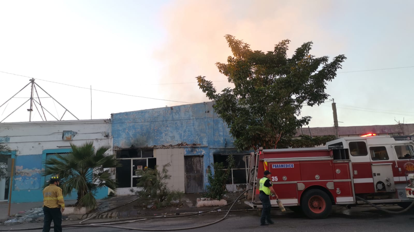 No hubo afectación; local incendiado en Los Mochis estaba deshabilitado como florería