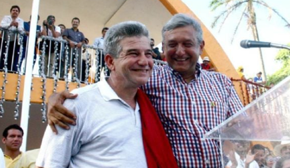¡Qué suerte! Sale hermano de AMLO en tómbola para candidaturas de diputados pluris de Morena