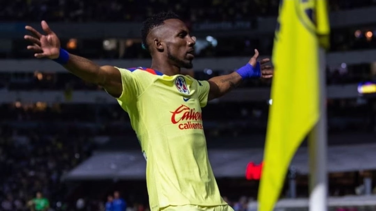 América vence al Cruz Azul y le rompe racha de victorias al hilo
