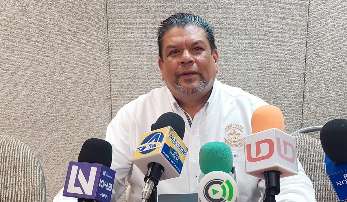 Renuncia Luis Manuel Rivera Villela a ser candidato independiente a la diputación federal del 02; culpa al INE