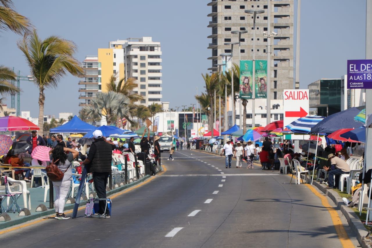 Seguirán los operativos para detectar sillas en renta para el desfile y casas de campaña en el Carnaval
