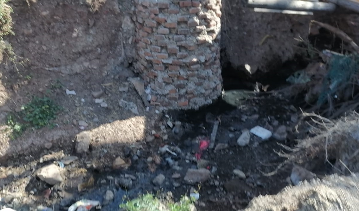 Vecinos de Lomas del Ébano solicitan al alcalde de Mazatlán reparación de luminarias y drenaje